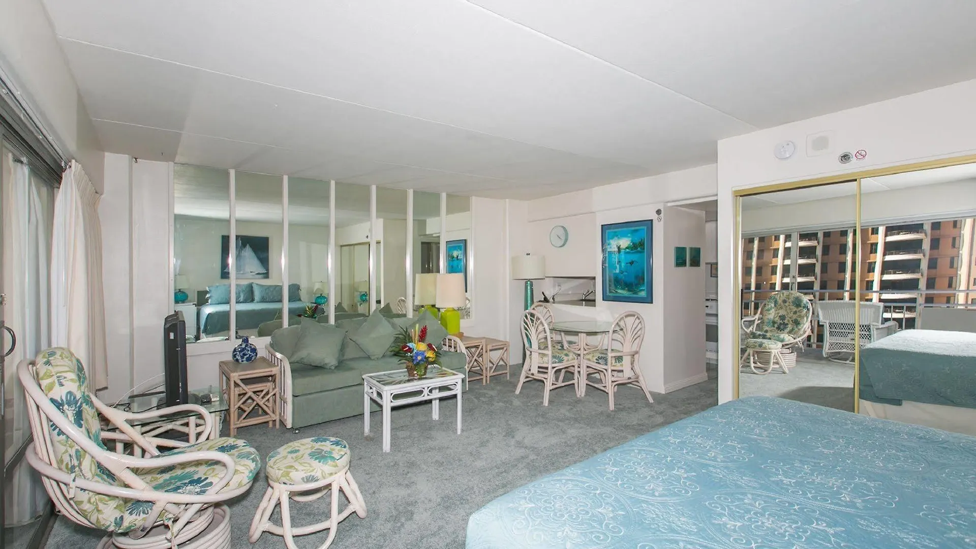 Marina Hawaii Vacations At The Ilikai 호텔 호놀룰루